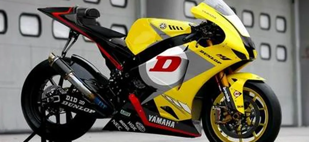 Yamaha M1 Tech3 di James Toseland vista da Vanjey Design