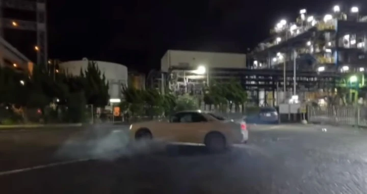 Lewis Hamilton: show fumante con la Nissan GT-R [Video]