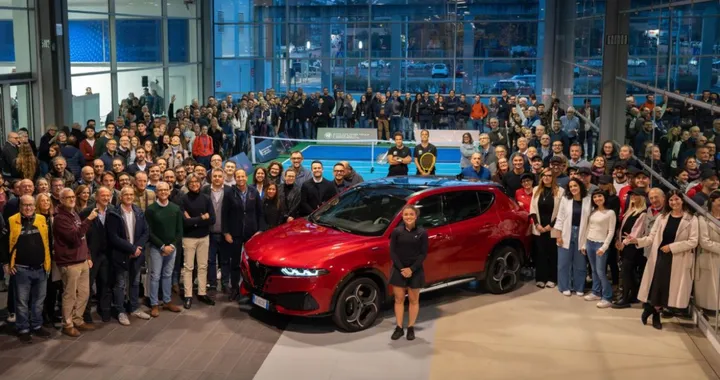 Alfa Romeo presenta la Nuova Tonale a Torino con Jasmine Paolini