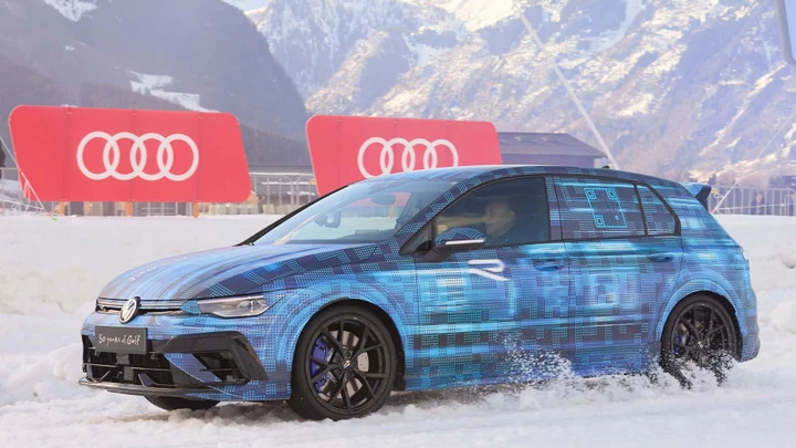 Volkswagen Golf R Restyling 1