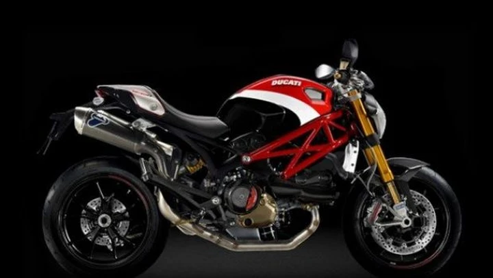 Magie da photoshop: Monster 848R