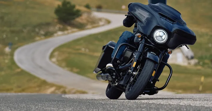 Nuovi pneumatici Pirelli 2025: svelate due novità per moto