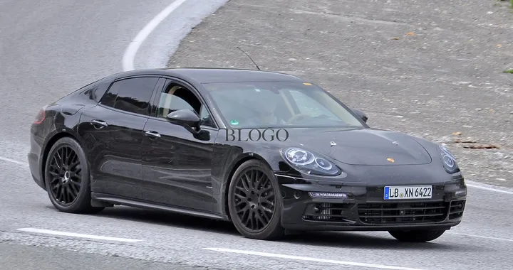 Foto spia Porsche Panamera S E-Hybrid