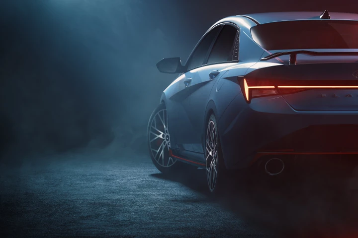 Hyundai Elantra N di serie multata per lo scarico rumoroso