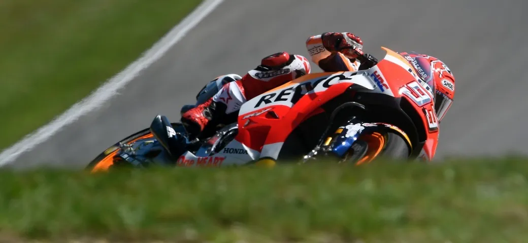 Pagelle MotoGP Brno: Marquez-Honda, strategia vincente. Rossi-Yamaha, le “somarate” si pagano