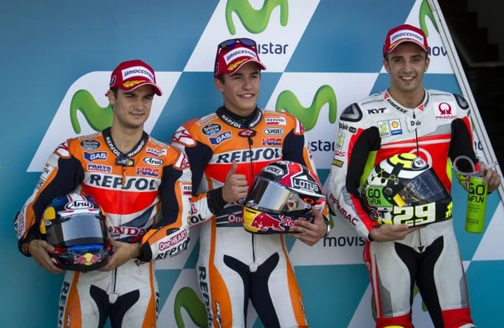 MotoGP Aragon 2014: Marquez pole record su Pedrosa e Iannone, Rossi 6°, Dovizioso 9° [FOTO]