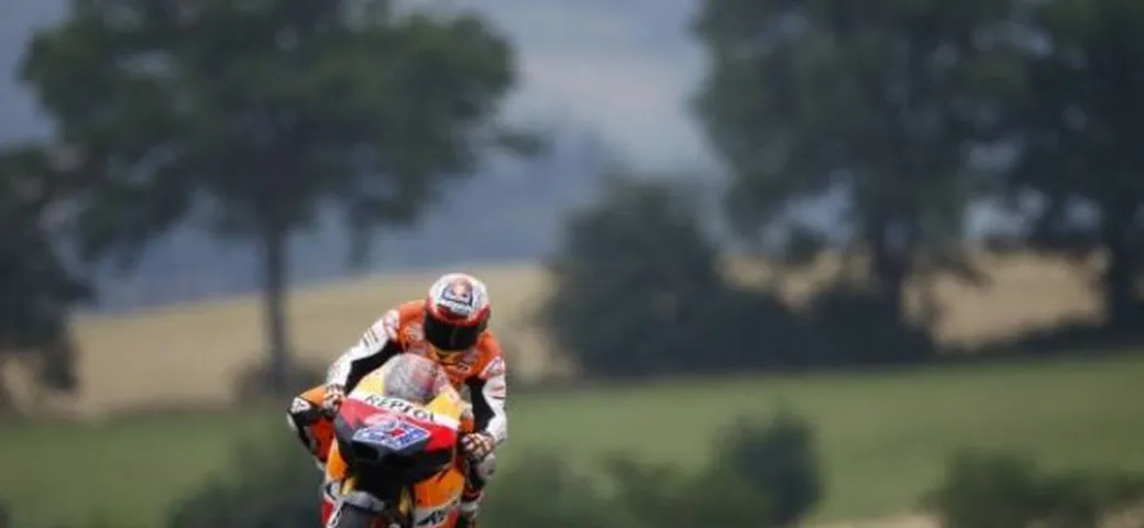 MotoGP, Test 800cc: Stoner abbatte il record del Mugello