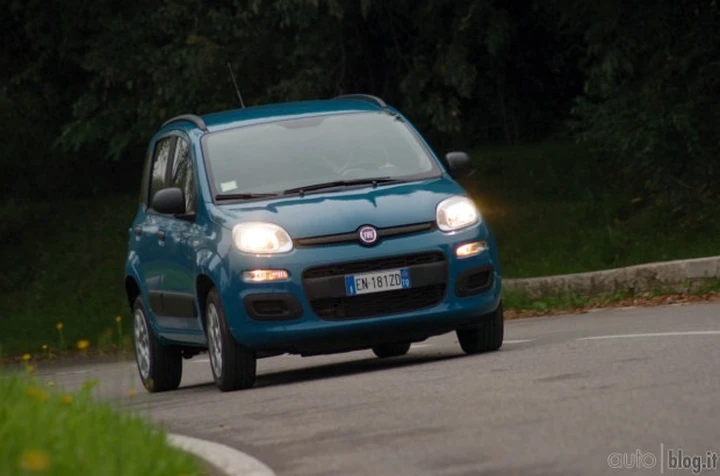 Fiat Panda Metano: prezzo e prova consumi