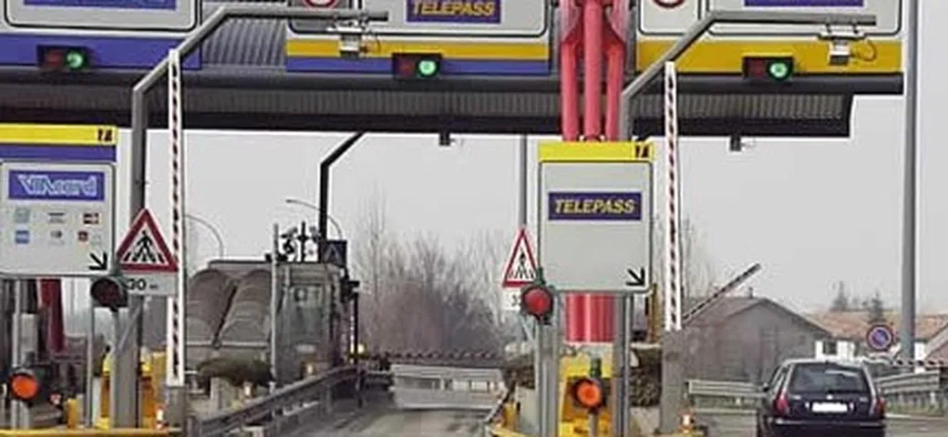 Motociclisti FMI tester per la società Autostrade