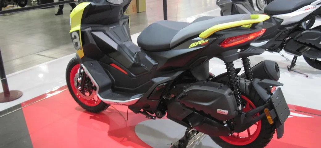 Eicma 2021: Aprilia SR GT, il primo scooter 