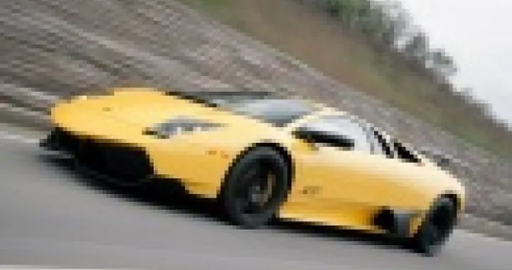 Video: Drivers Republic in pista con la Lamborghini Murcielago LP670-4 SV