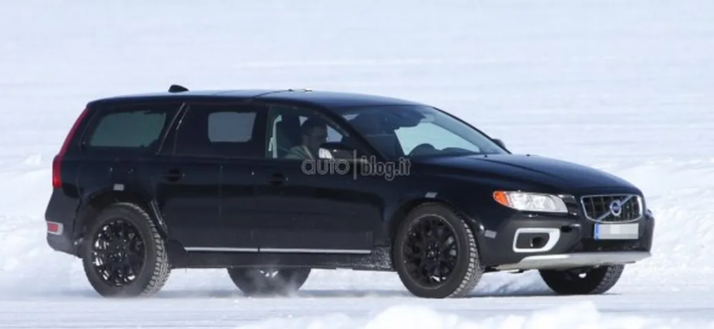 Volvo: in arrivo la C60 Coupè e la piccola SUV XC40?