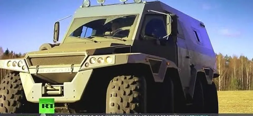 RT - Avtoros Shaman 8x8 All-Terrain Vehicle (ATV) [720p]