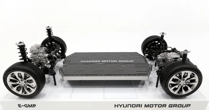 Hyundai presenta la nuova piattaforma E-GMP, destinata ai veicoli elettrici