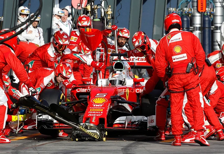 F1 2016: Vettel e la Rossa bruciati... da una rossa