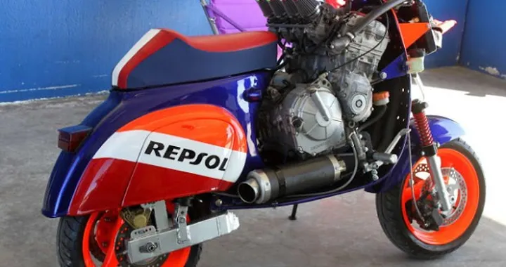 Vespa Repsol CBR