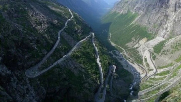 Alcune delle strade più belle da fare moto