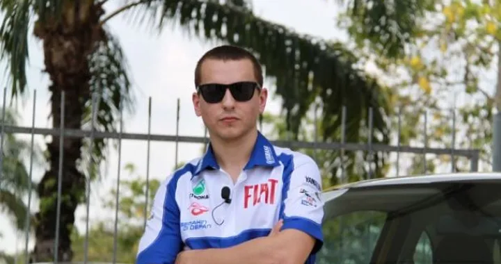 Jorge Lorenzo sponsorizza l'amico Ricky Carduz nella Moto2 spagnola