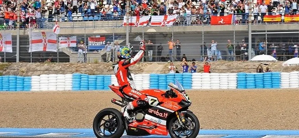 SBK Jerez: anche Gara-2 a Davies, Rea 'vede' il titolo