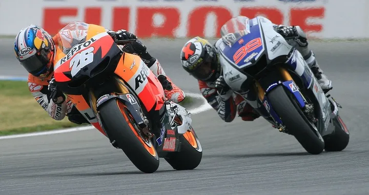 Sorpassi epici: Jorge Lorenzo scavalca Dani Pedrosa a Brno 2012 [Video]