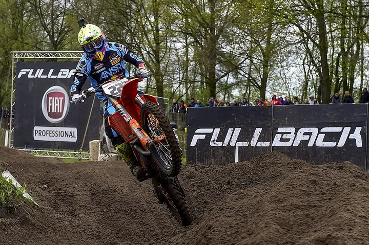 MXGP Europa: Tony Cairoli recupera su Gajser
