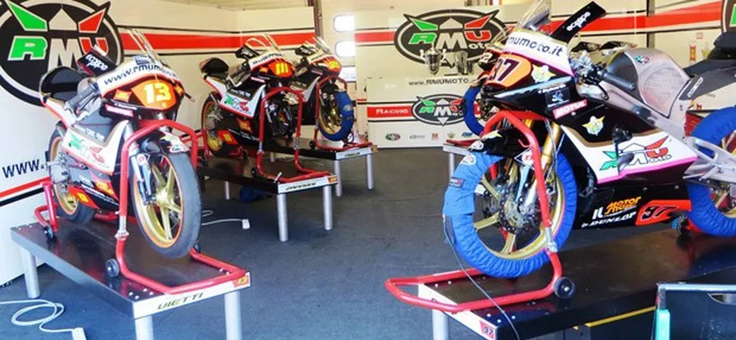 RMU Moto rilancia la sfida nel 2015 in PreMoto3 e Moto3