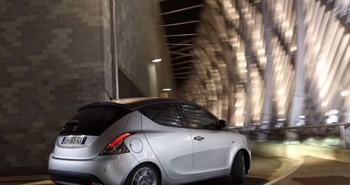Nuova Lancia Ypsilon: tutte le foto e le informazioni ufficiali
