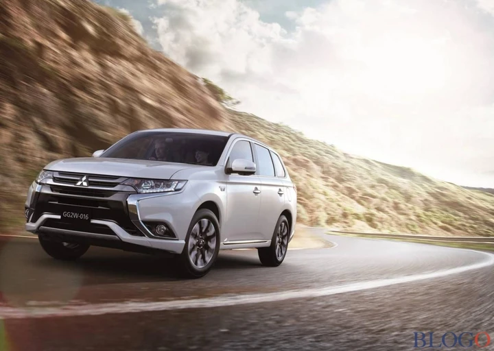 Arriva il restyling del Mitsubishi Outlander PHEV