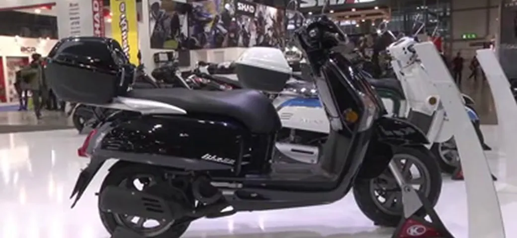 Kymco EICMA Xciting 400i e Downtown 300i 2014