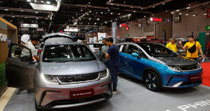 BYD è sotto accusa, Seat va all'attacco: "Ruba i nostri nomi"