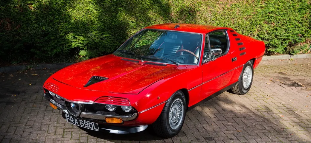 Un'Alfa Montreal all'asta a Race Retro