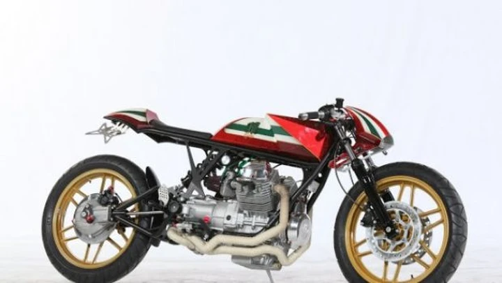 Custom: Guzzi V50 