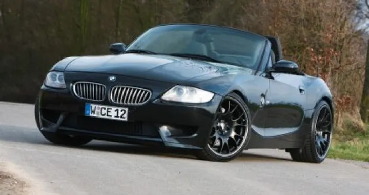 Manhart Racing mette un V10 sotto al cofano della BMW Z4