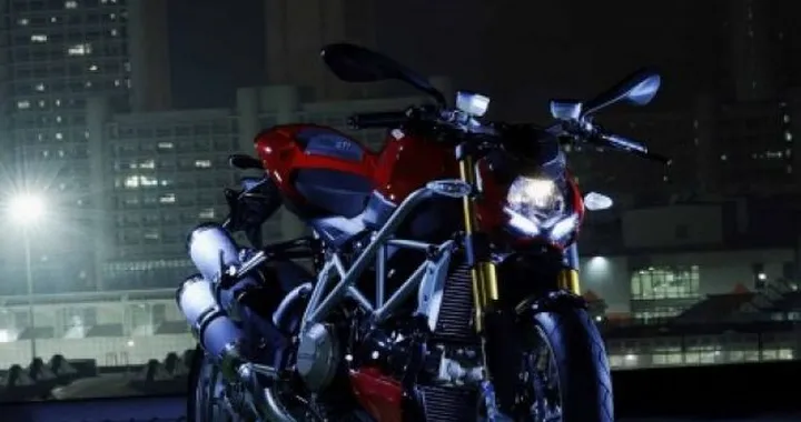 Ducati Streetfighter eletta Moto dell'Anno 2009