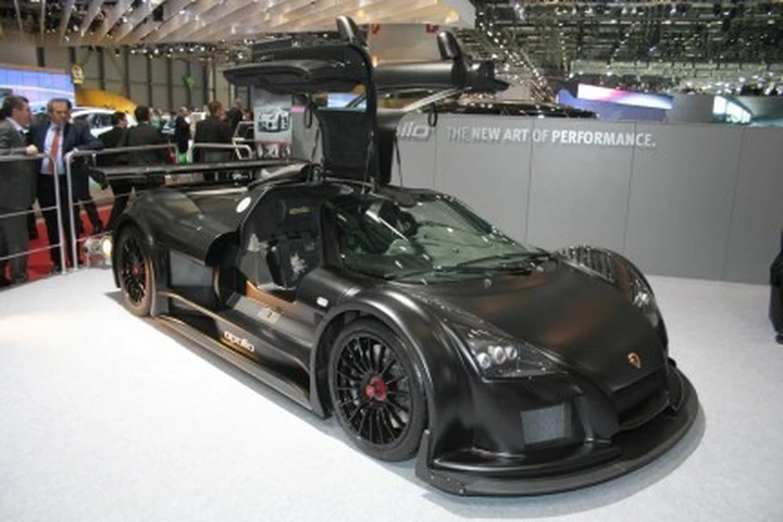 Gumpert Apollo: ibrida da competizione per la 24 Ore del Nurburgring
