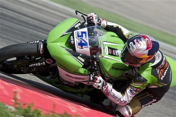 Supersport Aragon 2014: vittoria per Sofuoglu, 4° Zanetti. out Jules Cluzel