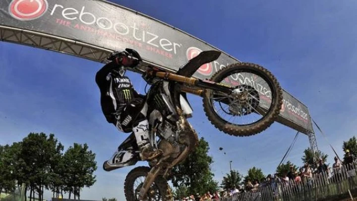 Motocross: nel GP di Francia, Philippaerts vince la MX1, Musquin la MX2