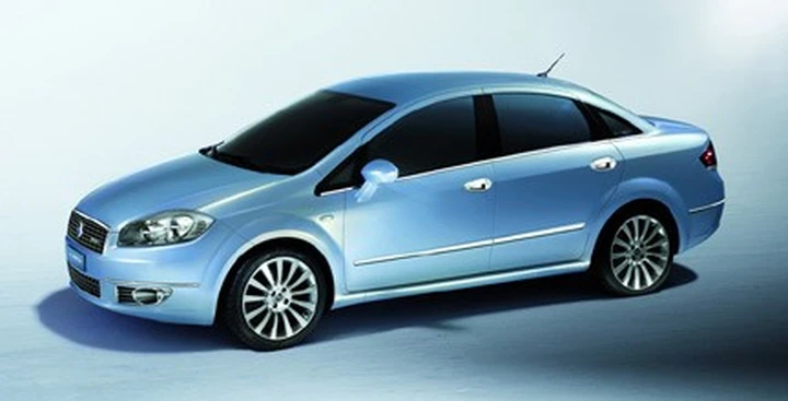 Fiat Linea, la Punto con la coda...