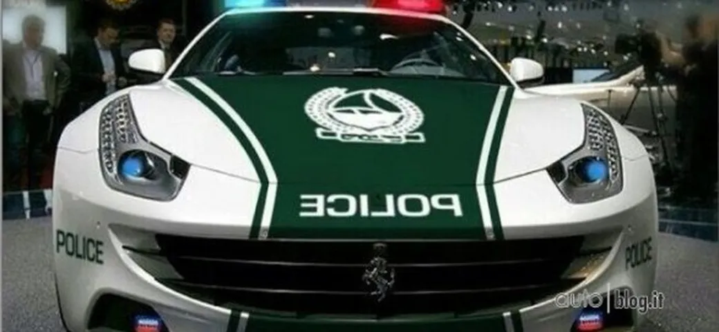 Dopo la Lamborghini Aventador, la Polizia del Dubai si prende una Ferrari FF