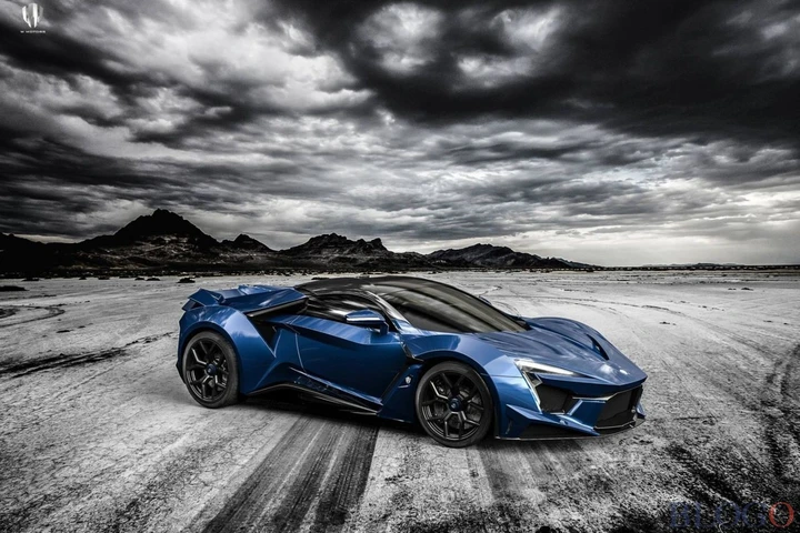 W Motors Fenyr SuperSport