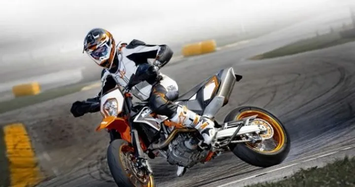 KTM 690 SMC R my 2012