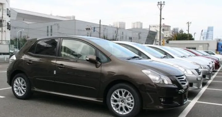 Toyota Blade - una Auris da 280 cavalli