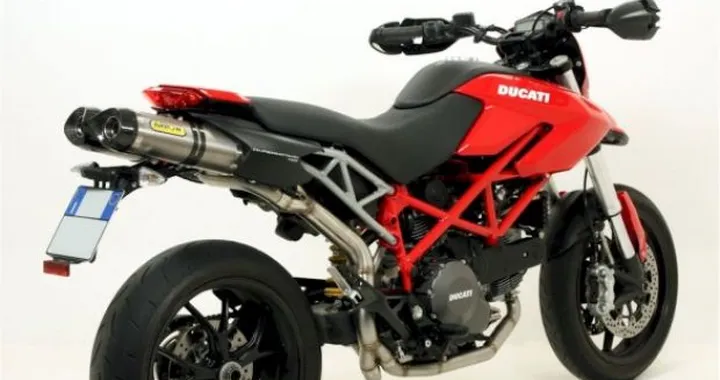 Scarico Arrow per Ducati Hypermotard 796