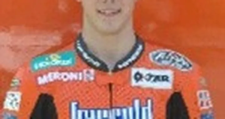 Maglia azzurra per Cavazzana