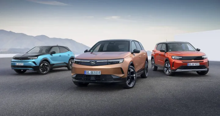 Opel lancia il Bonus Hybrid, un incentivo durante il caro carburanti