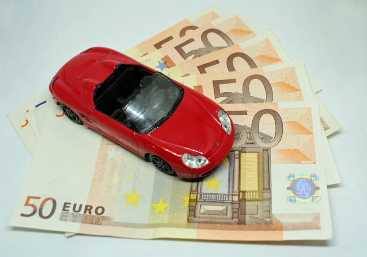 Assicurazione auto: come si calcola