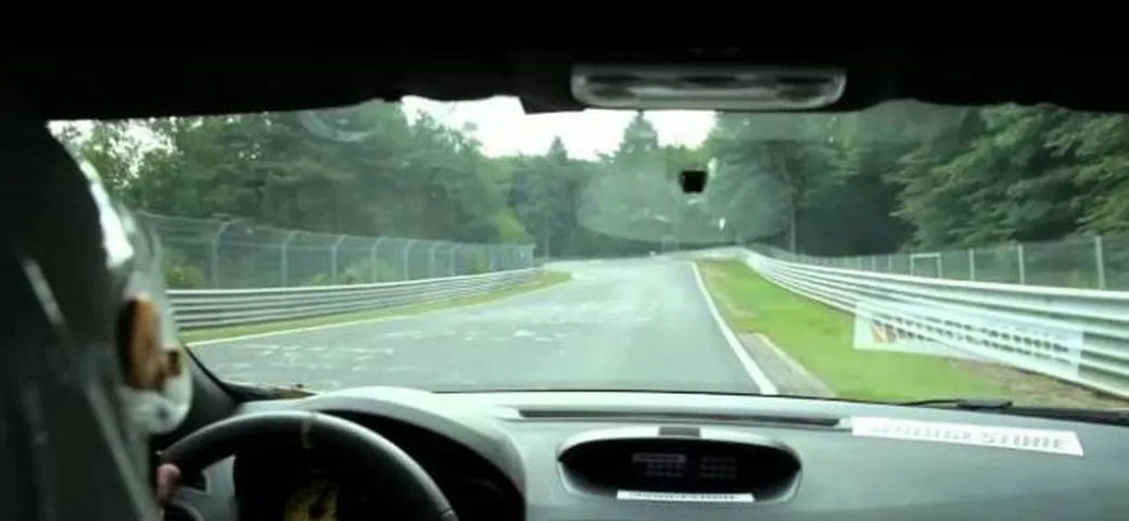 Video: il record al Nurburgring della Renault Megane RS Trophy