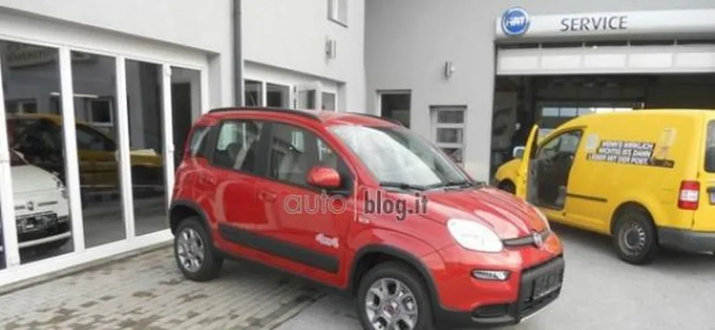 Nuova Fiat Panda 4x4 nei concessionari