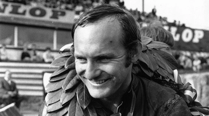 Hailwood, 39 anni fa moriva tragicamente “Mike the bike”. La lezione di un campione in pista e fuori