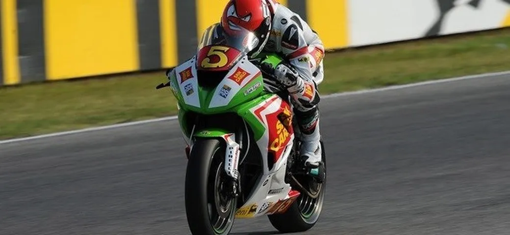 Superstock 600 Misano 2014: vince Faccani su Caricasulo e Stirpe
